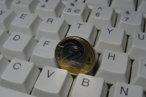Rerum poskytuje první půjčku rychle a zdarma!