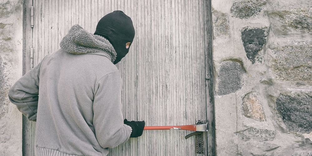 Vykradli vám byt? Zjistěte, co dělat
