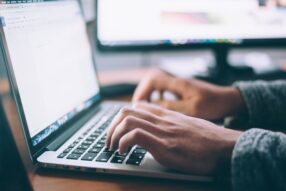 OCR software se postará o konec ručního přepisování faktur